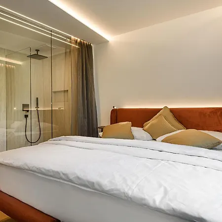 New! Viu By We Rent Apartment